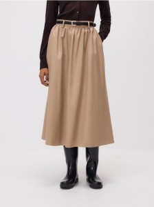 Spódnica midi z paskiem - beżowy
