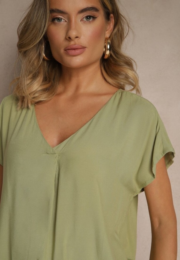 Zielona Bluzka z Wiskozy z Trójkątnym Dekoltem Tilimira