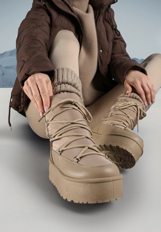 Ciemnobeżowe Śniegowce na Platformie z Wiązaniem Bizzanti