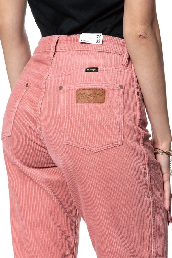 SPODNIE WRANGLER DAMSKIE MOM JEANS BRAND APRICOT W246UPP06 112127945