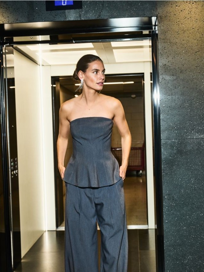 Spodnie z szerokimi nogawkami - jasnoszary