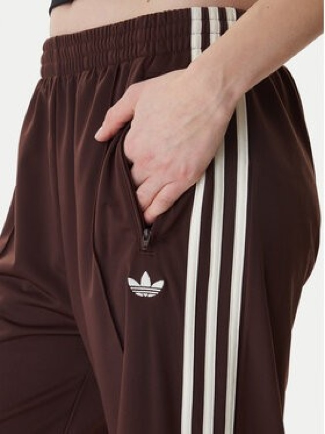 adidas Spodnie dresowe Firebird KG3706 Brązowy Loose Fit