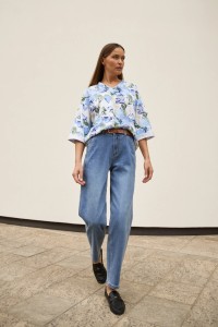 Jeansy z paskiem niebieskie