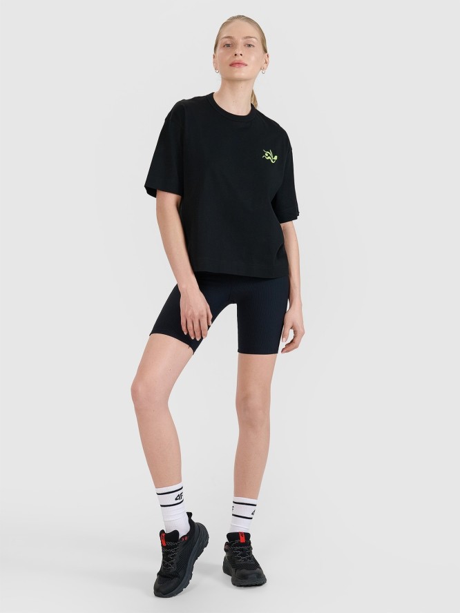 4F T-shirt regular z nadrukiem damski - czarny S