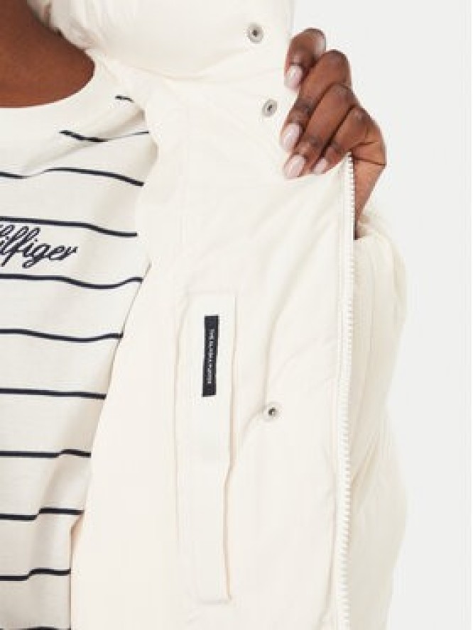 Tommy Jeans Kurtka puchowa Alaska DW0DW18609 Biały Cropped Fit