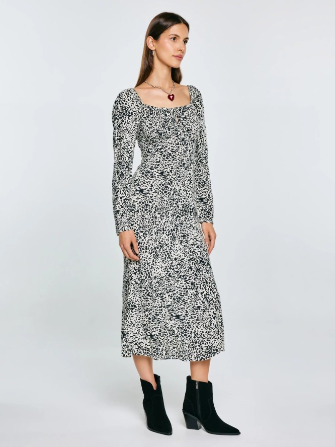 Sukienka damska midi z wiskozy z nadrukiem czarno-kremowa Kiara 906