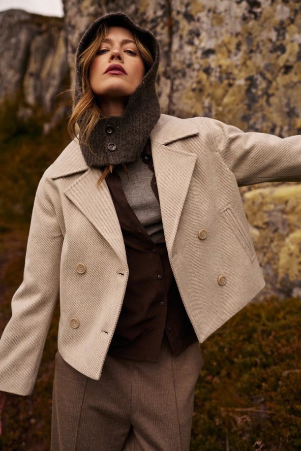 Dzianinowa kominiarka brązowa