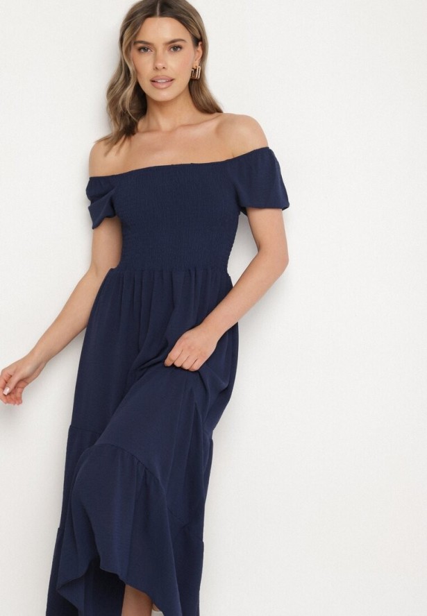 Granatowa Rozkloszowana Sukienka z Dekoltem Typu Hiszpanka z Marszczeniem Lumorice