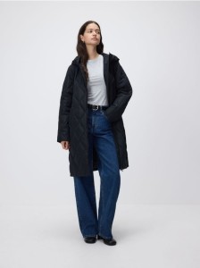 Pikowana kurtka - czarny