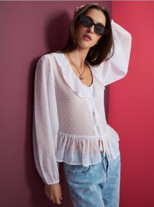 Bluzka z ozdobnymi falbanami - biały