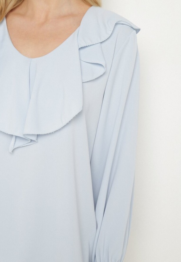 Jasnoniebieska Bluzka z Ozdobną Falbanką Tanalissea