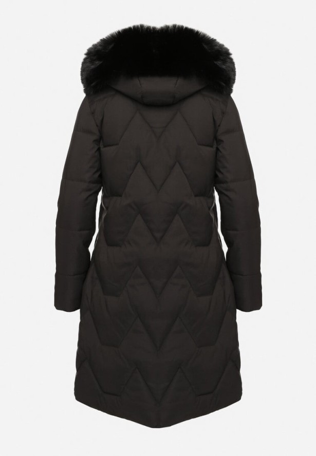Czarna Kurtka Pikowana o Długim Fasonie z Kapturem i Futrem Vertizola