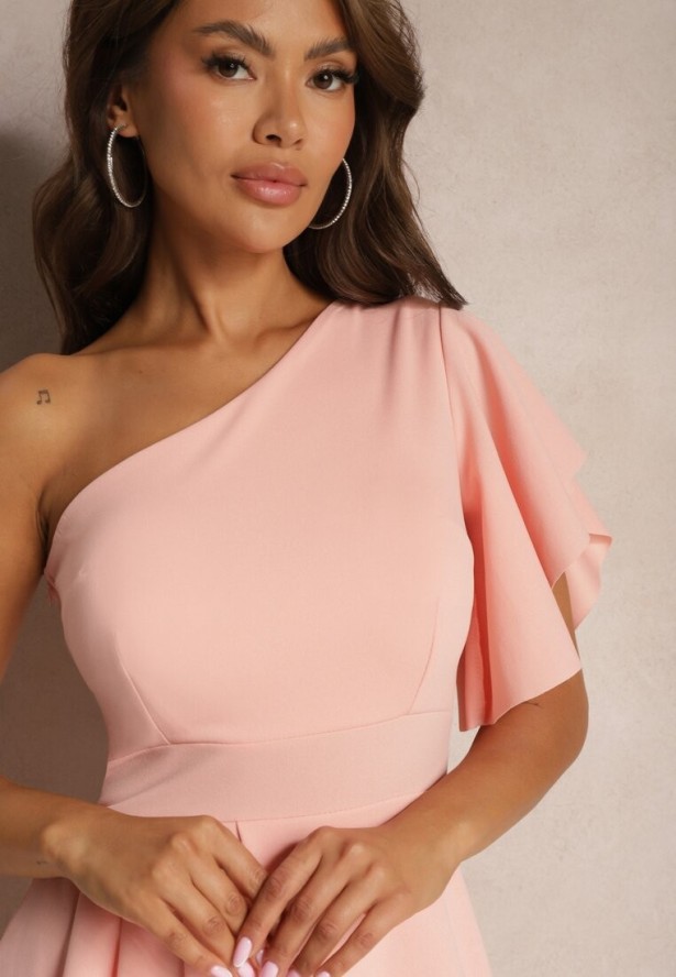 Różowa Asymetryczna Sukienka Wieczorowa na Jedno Ramię Ozdobiona Falbankami Vimasira