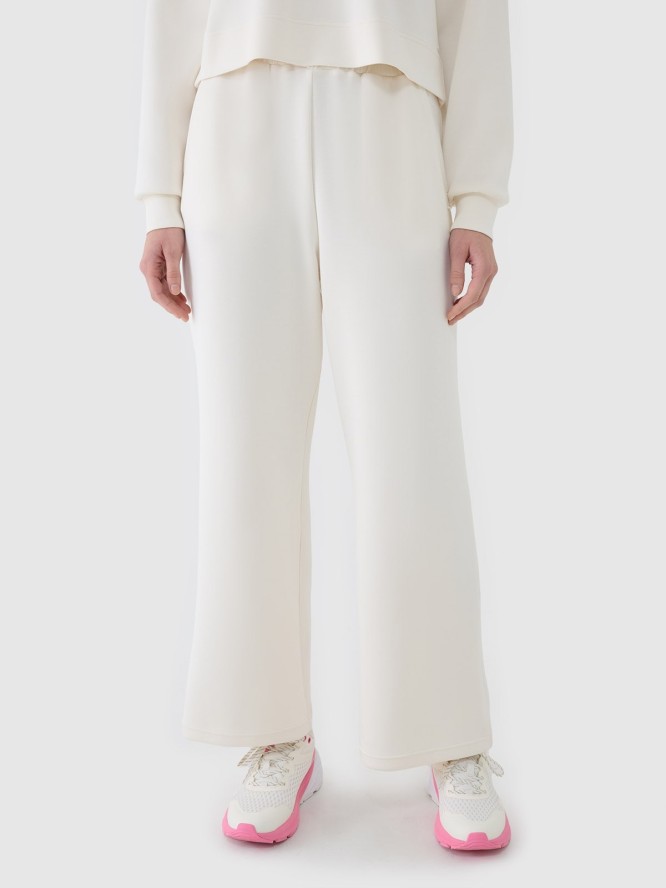4F Spodnie dresowe z modalem z szerokimi nogawkami damskie - białe XXL