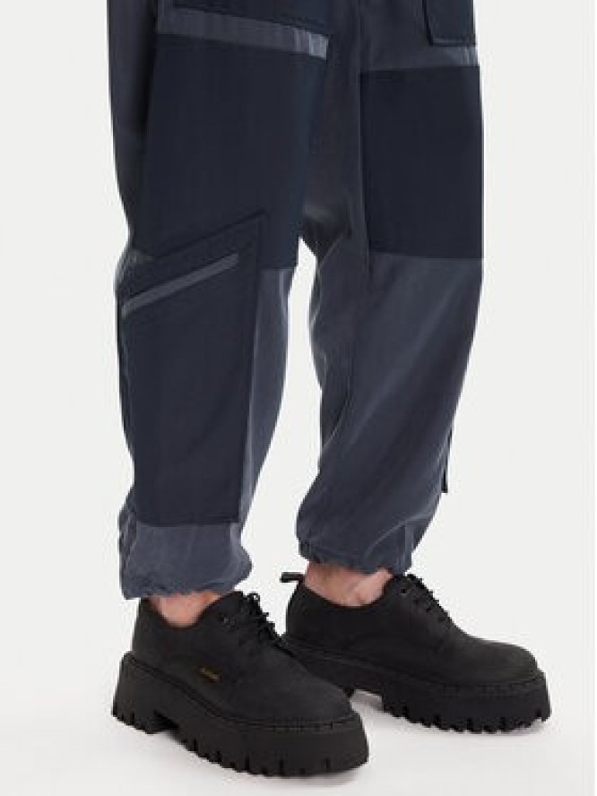 G-Star Raw Spodnie materiałowe Tone On Tone D27036-D522 Niebieski Relaxed Fit