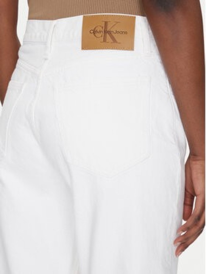 Calvin Klein Jeans Jeansy Authentic J20J225136 Biały Straight Fit