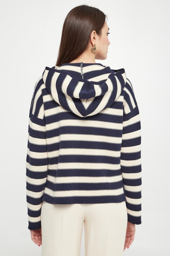 Sweter damski z kapturem TWINSET