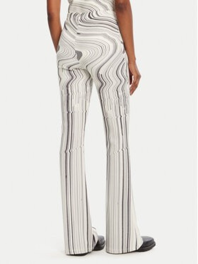 Desigual Spodnie materiałowe Chiara 25WWPK02 Écru Flare Fit