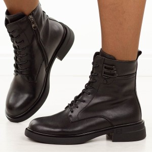 Czarne skórzane botki damskie Filippo Dbt7361/25