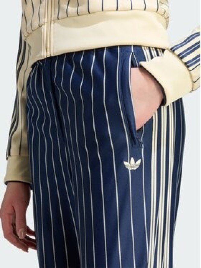adidas Spodnie dresowe Pinstripe Firebird Track Pant KR7037 Granatowy Regular Fit