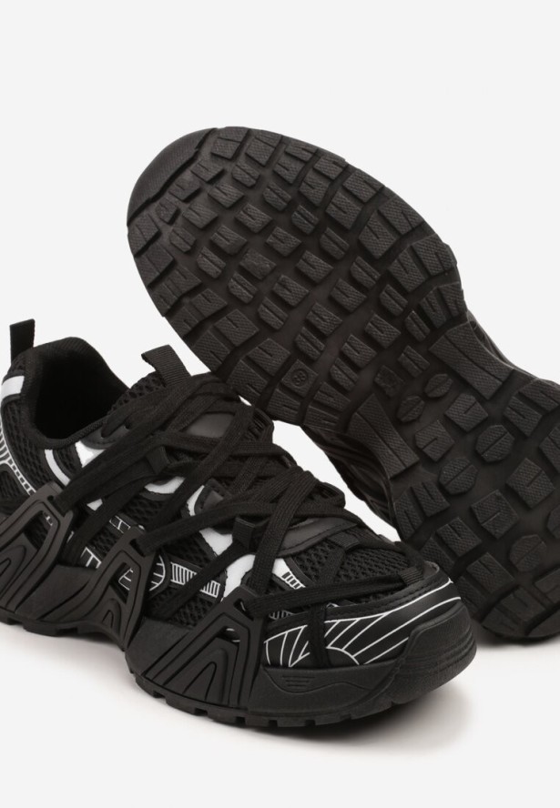 Czarne Sneakersy Ozdobione Geometrycznym Motywem Pollines