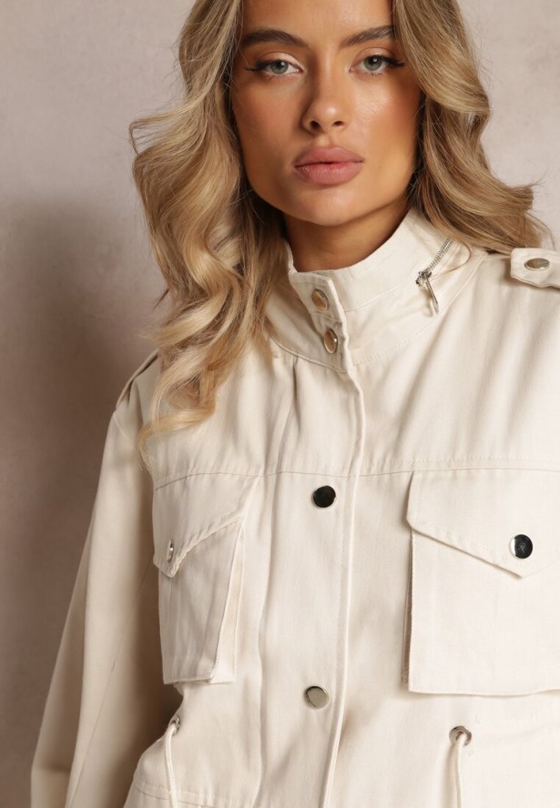 Jasnobeżowa Kurtka Parka z Dużymi Kieszeniami Umaila