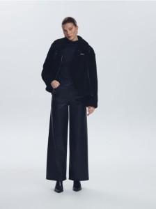 Spodnie z imitacji skóry - czarny