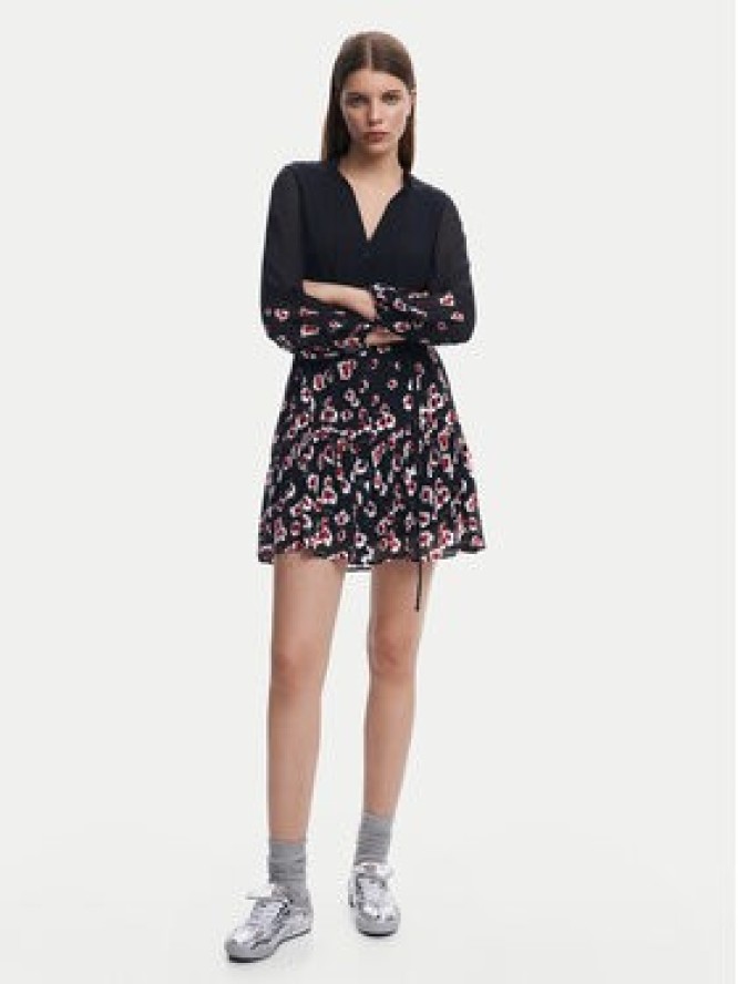 Desigual Sukienka koszulowa 25SWVW31 Czarny Regular Fit