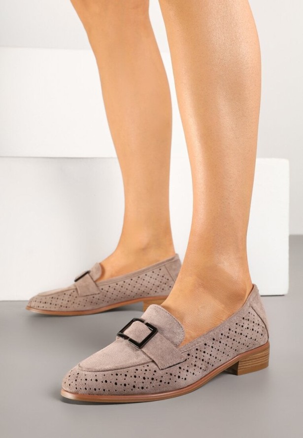 Ciemnobeżowe Mokasyny ze Skórzaną Wkładką i Aplikacją Meratheia