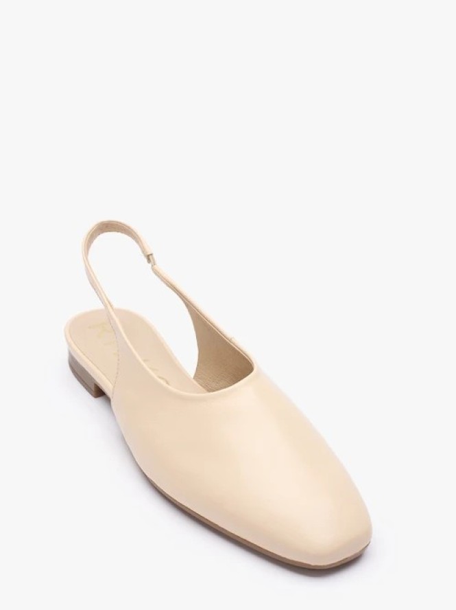 Kremowe czółenka bez pięty slingback