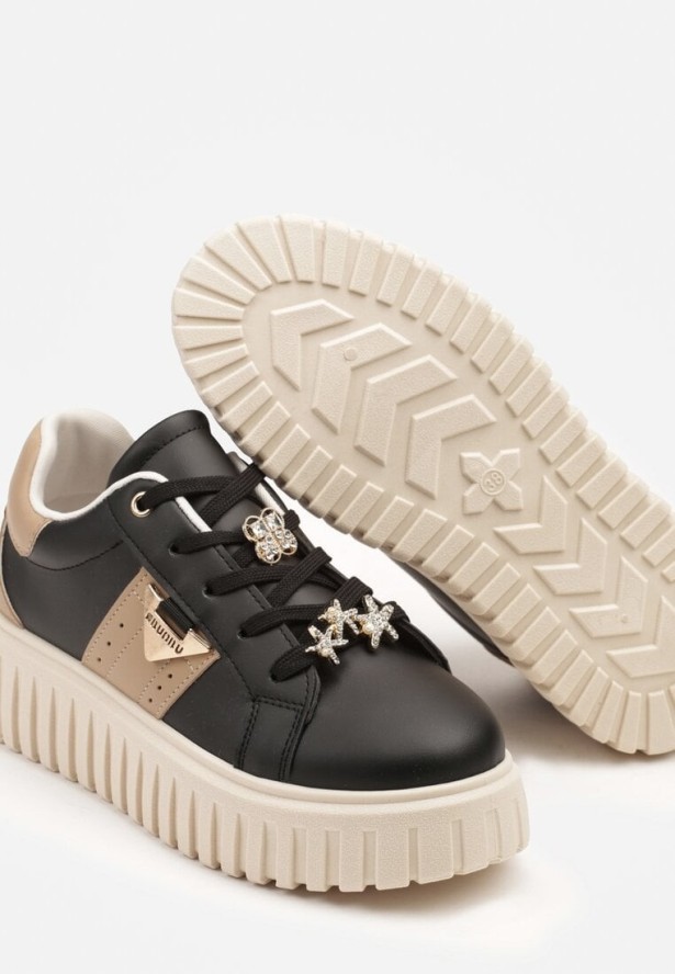 Czarne Sneakersy na Grubej Podeszwie z Metalicznymi Aplikacjami Elealenna