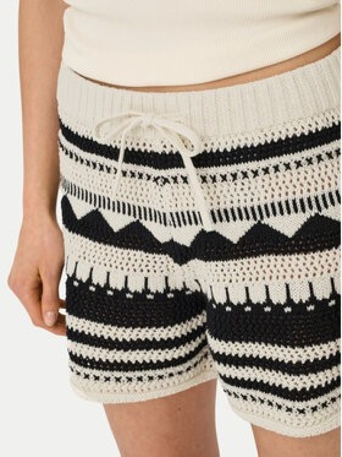 ONLY Szorty materiałowe Merida 15344405 Czarny Regular Fit