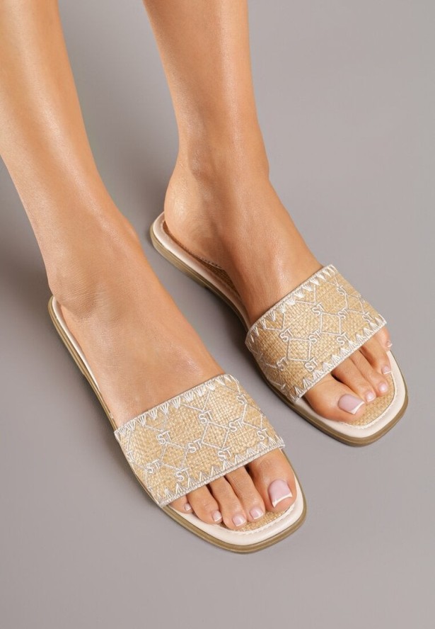 Beżowe Klapki z Geometrycznym Wzorem w Stylu Boho Zeroma