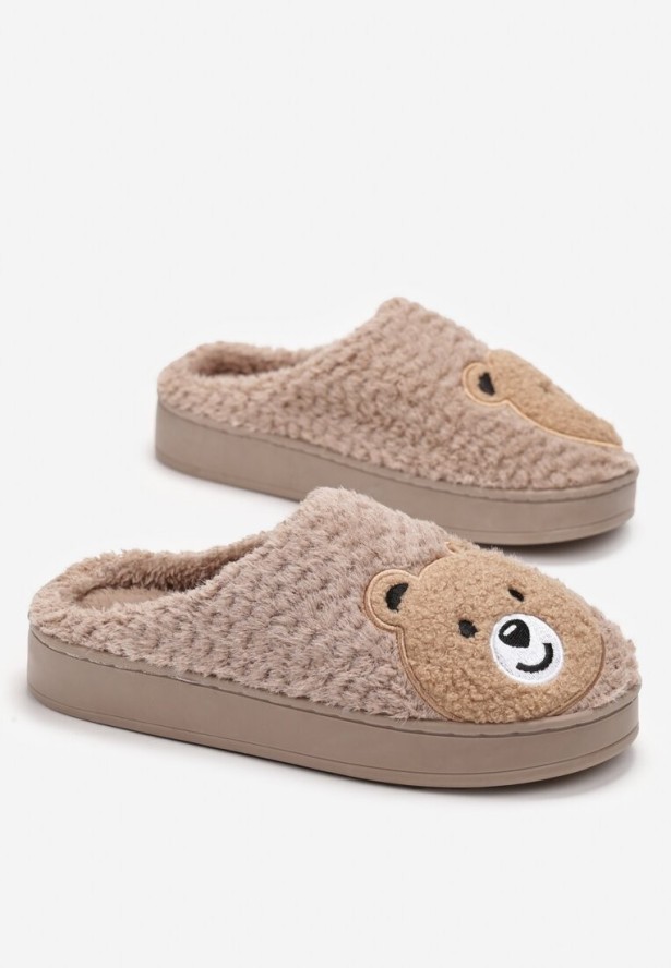 Ciemnobeżowe Ocieplone Kapcie z Naszywką w Kształcie Uroczego Misia Garana