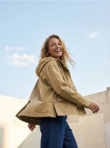 Krótka parka z kapturem z twillu - zielony