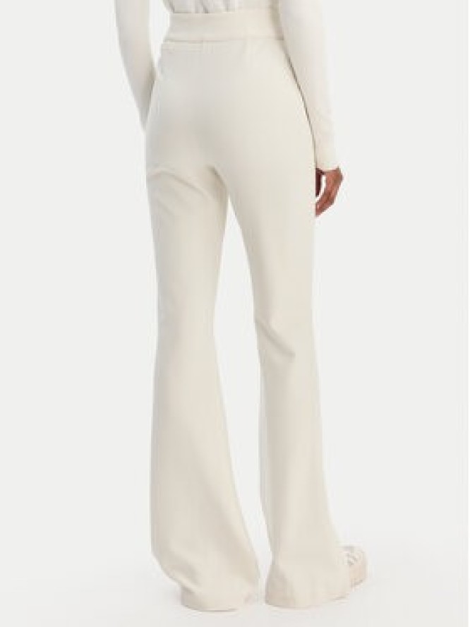 Guess Spodnie materiałowe W4YB01 KCBO2 Beżowy Flare Fit