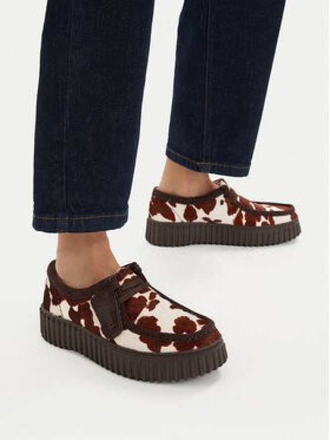 Clarks Półbuty Torhill Bee 26186666 Brązowy