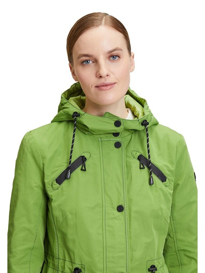 AMBER & JUNE Kurtka przejściowa w kolorze zielonym rozmiar: 38