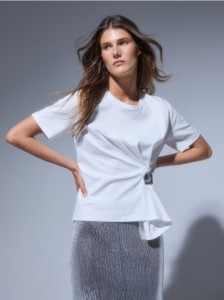 T-shirt z ozdobnym detalem - złamana biel