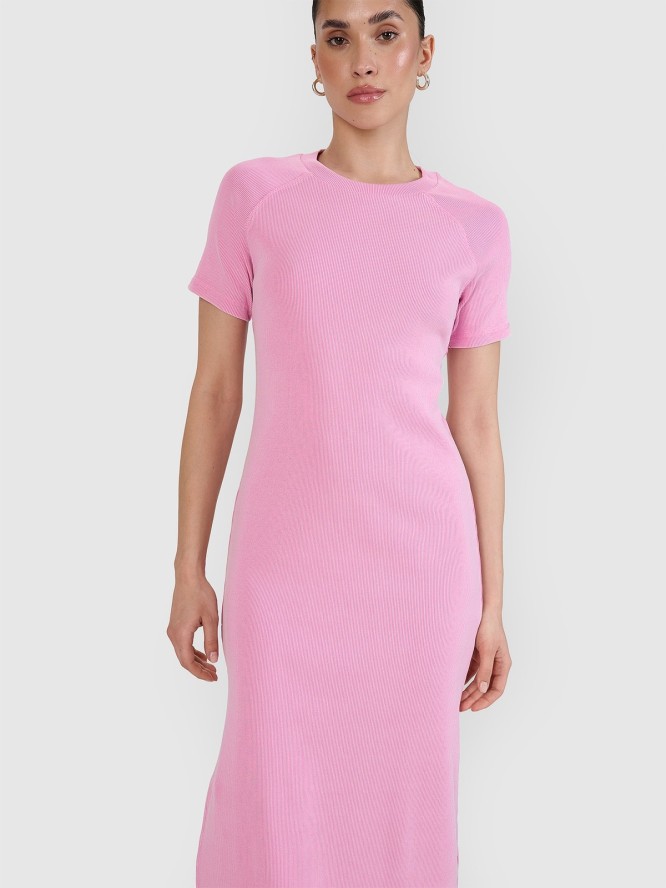 4F Sukienka midi z prążkowanej dzianiny damska - różowa XS