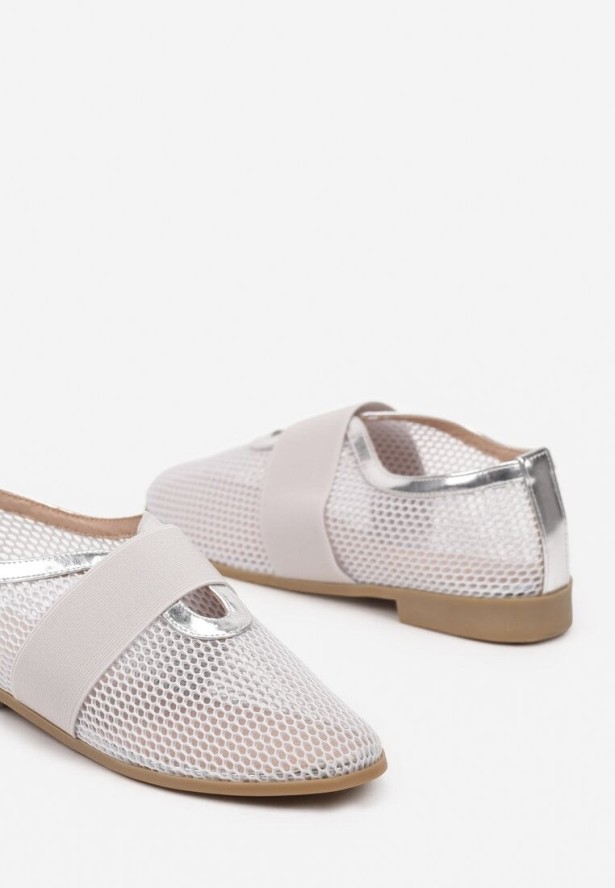 Srebrne Siateczkowe Balerinki Ozdobione Elastycznym Paskiem Selesi