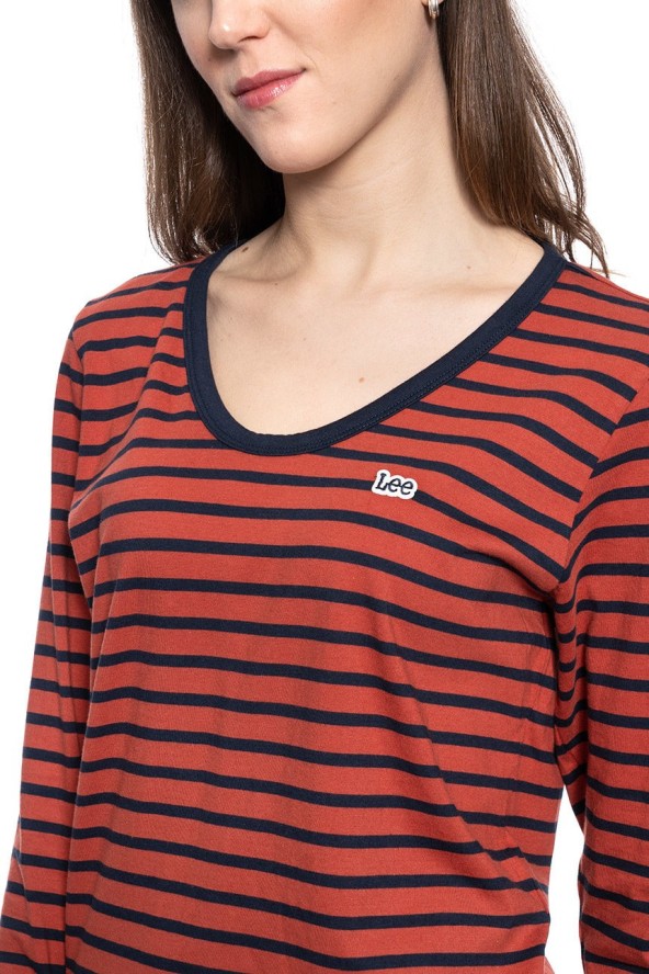 DAMSKA KOSZULKA Z DŁUGIM RĘKAWEM LEE LS SCOOP NECK TEE REGULAR FIT RED OCHRE L44DYKOE 112109832