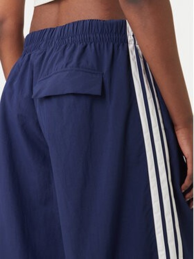 adidas Spodnie dresowe Essentials 3-Stripes JV5328 Granatowy Loose Fit