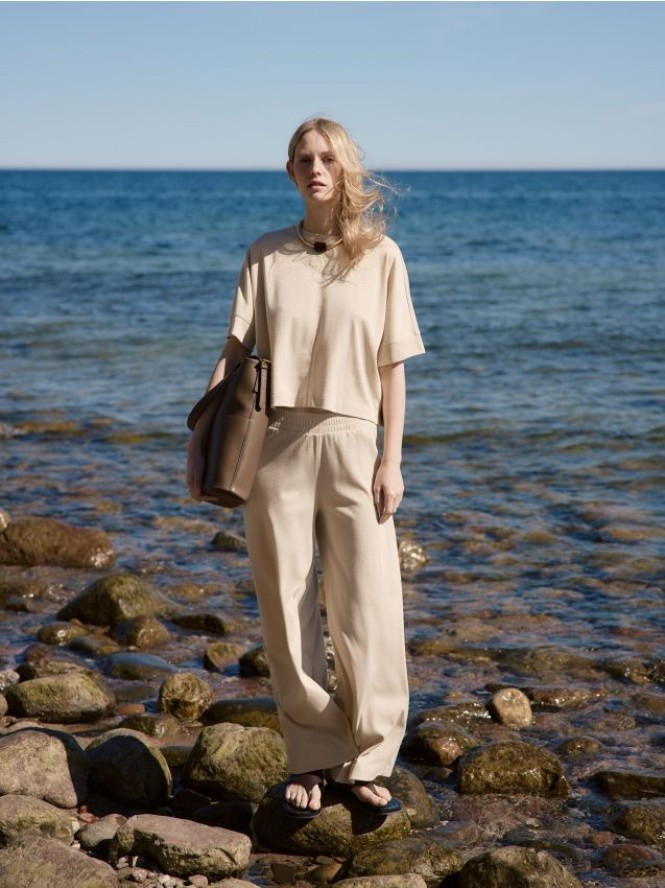 Luźne spodnie z wiskozą - kremowy