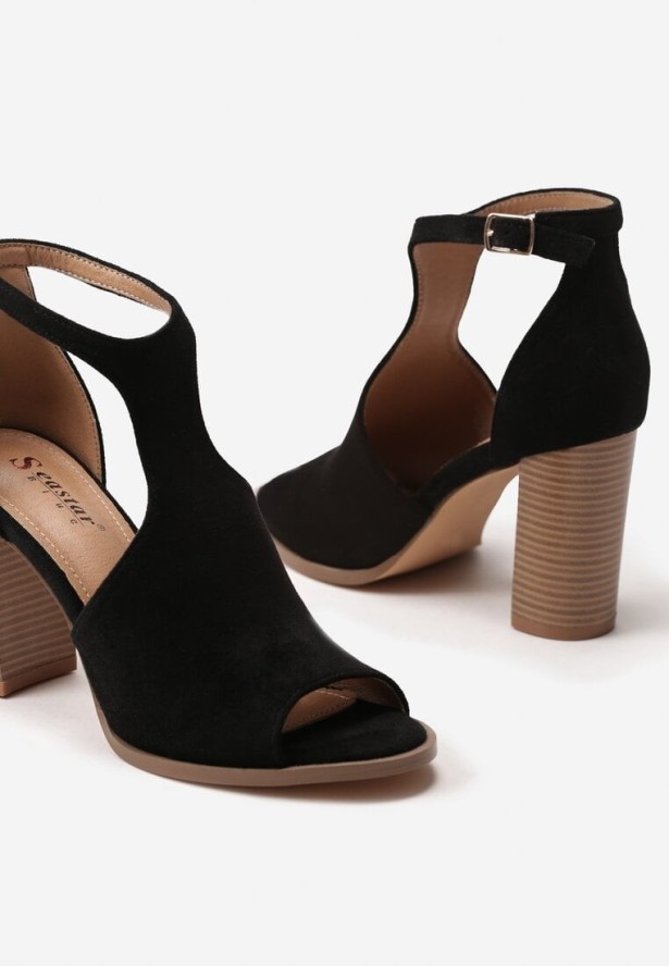 Czarne Sandały na Obcasie Typu Słupek ze Szpiczastym Noskiem i Sprzączką Danowinn