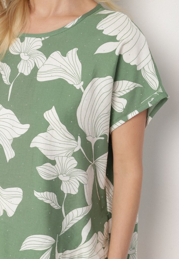 Zielona Bluzka o Nietoperzowym Kroju z Lnem i Wiskozą Zdobiona Cyrkoniami Rinelitia