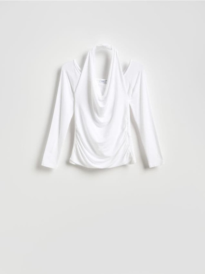 Bluzka z ozdobnym dekoltem - złamana biel