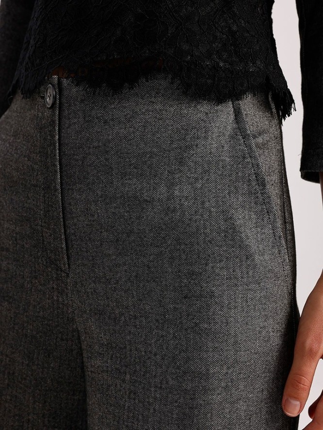 BGN Spodnie w kolorze antracytowym rozmiar: 40