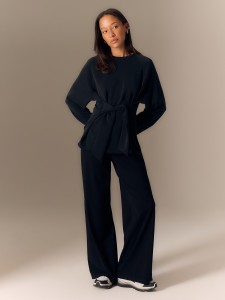 4F Bluza regular z wiązaniem i modalem damska - czarna S