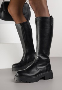 Czarne Kozaki VICES na Platformie z Tłoczonym Zdobieniem przy Cholewce Uniresa